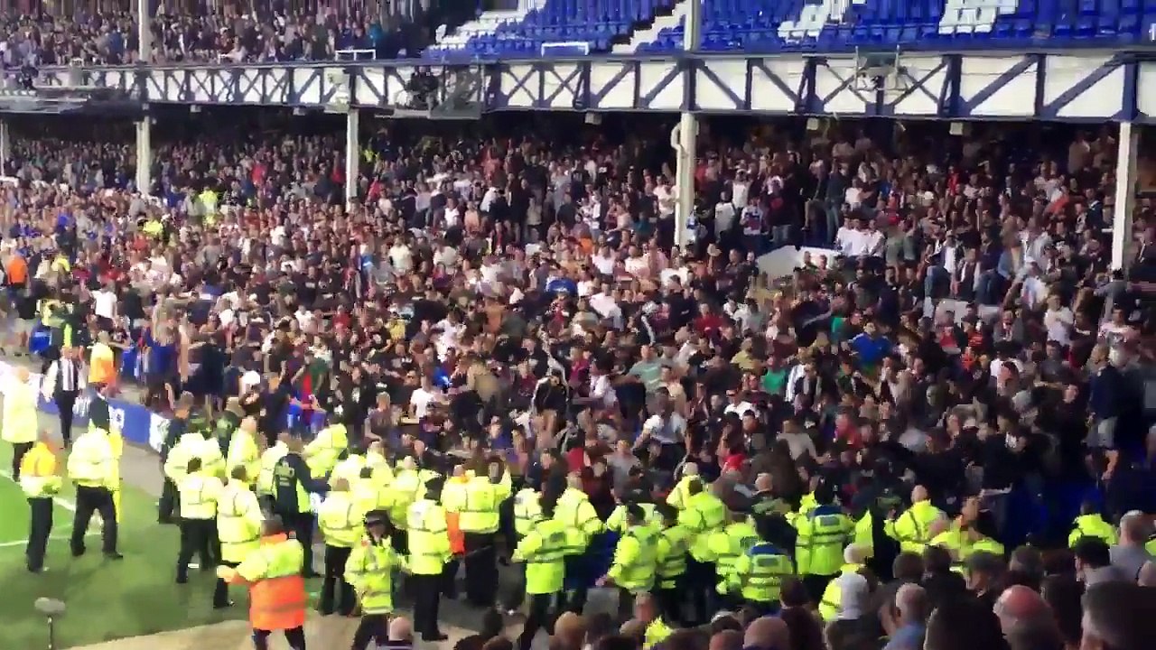 Hajduk Split fans launch chairs and bottles at Goodison Park - Everton vs Hajduk Split!!!