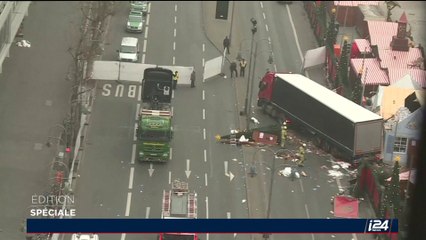 Attentats en Catalogne: Les marques de soutien affluent du monde entier