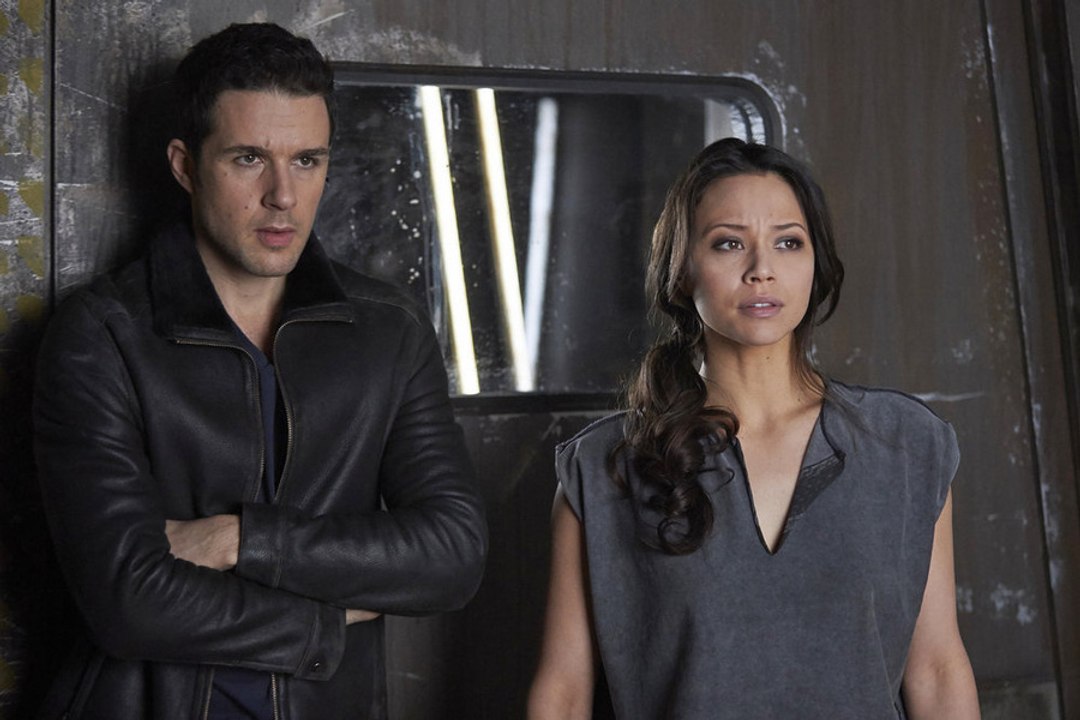 Watch Online : Dark Matter 3 Episode 13 : Full HDTV