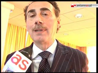 TG 19.11.11 Zio Mike a Mola insegna a leggere viso e corpo