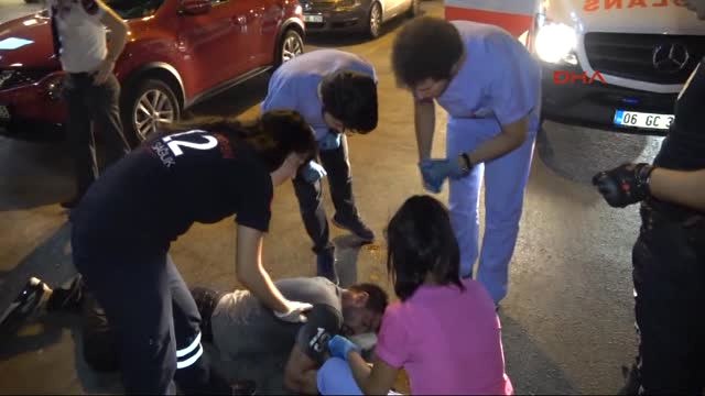 Antalya Rus Turist Kimlik Kontrolü Yapmak İsteyen Polise Kafa Attı İddiası