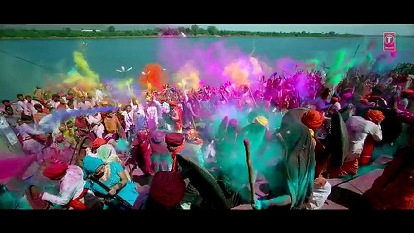 Gori Tu Latth Maar Full Video   Toilet- Ek Prem Katha   Akshay Kumar Bhumi Pednekar Sonu N Palak M(360p)