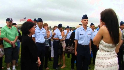 Une proposition au mariage incroyable à la base de Force aérienne!