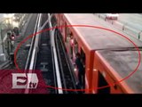 Fallece trabajador del metro tras caer a las vías / Entre mujeres