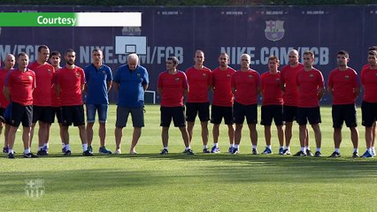Attentat - La minute de silence des joueurs du Barça