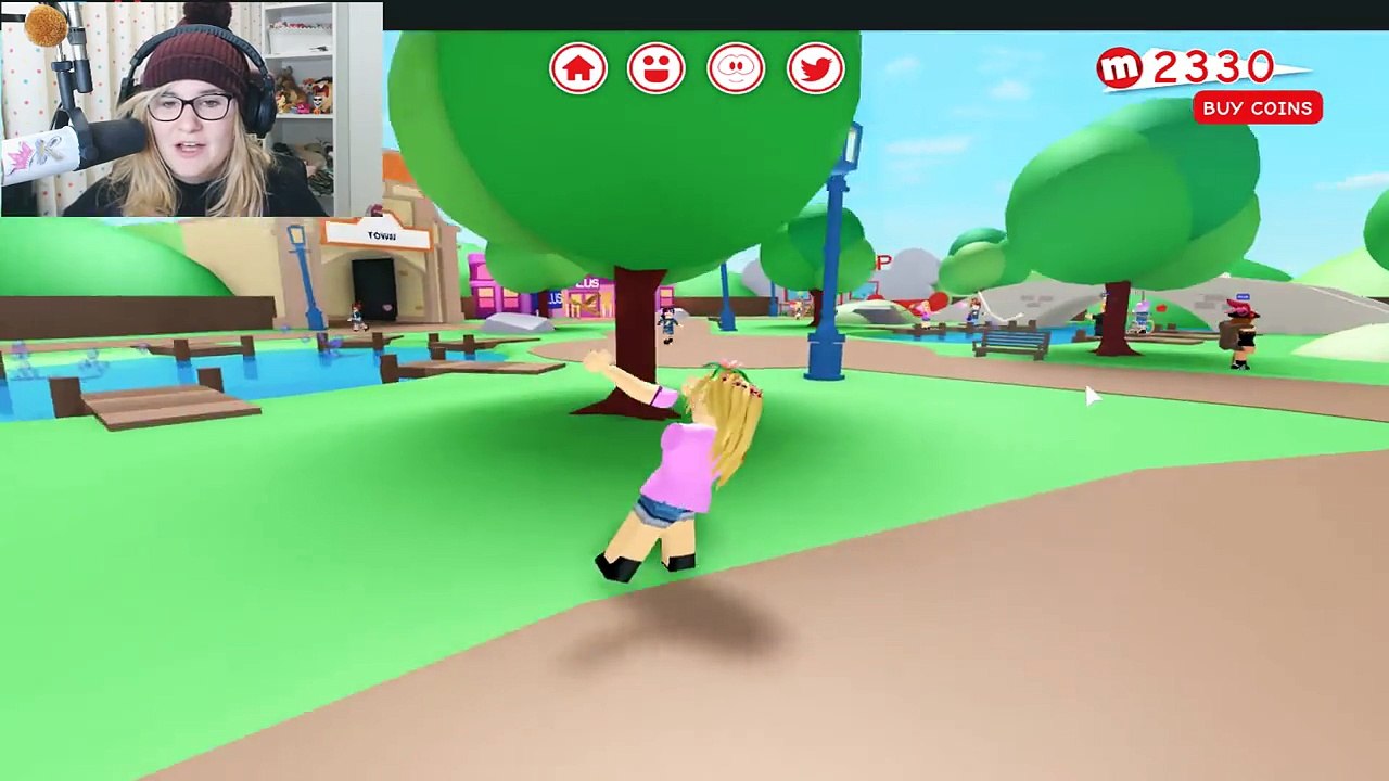 Little Kelly Adopts A Baby Roblox Meepcity Video Dailymotion