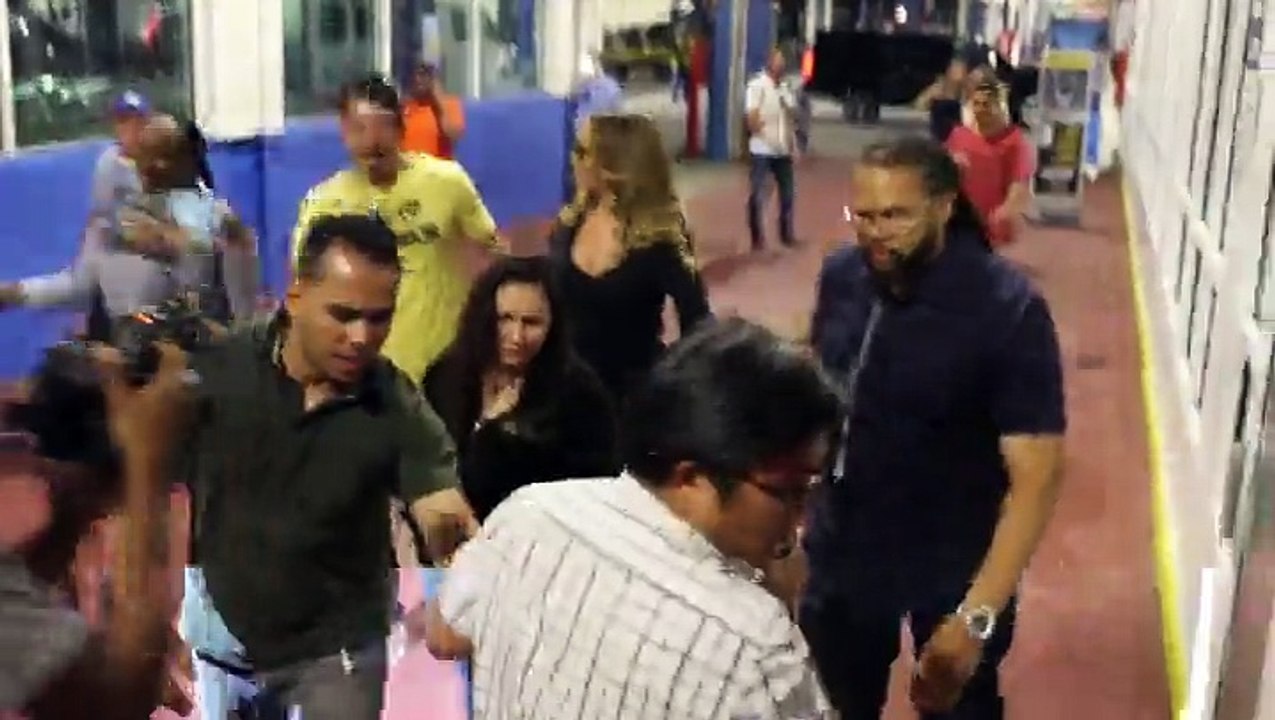 Mariah Carey Shows Off Her Curves On Romantic Date Night