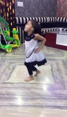 Cute Girl Dance Performance: Must Watch !!!