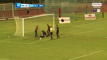 Le gardien du So Cholet qui reste au sol suite a ce contact