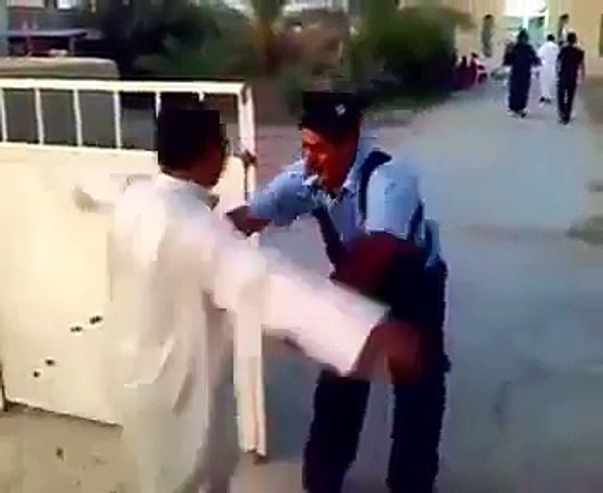 You've never seen such a security guard