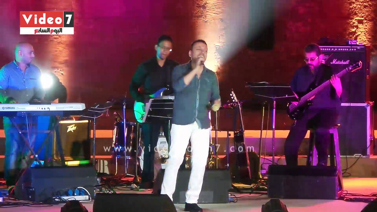 بالفيديو.. لؤى يغنى "اه يا شوق" لايف