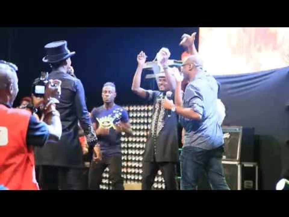 Le ministre de la jeunesse  Sidi Touré sur INFOSDEBABI TV