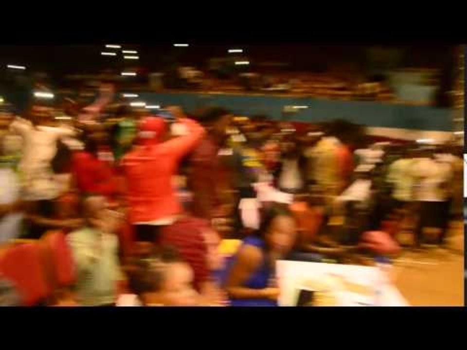 ARARAT CASSE LA BARAQUE LA COTONOU      BRAVO L'INFLUEMMENTO !!! sur INFOSDEBABI TV