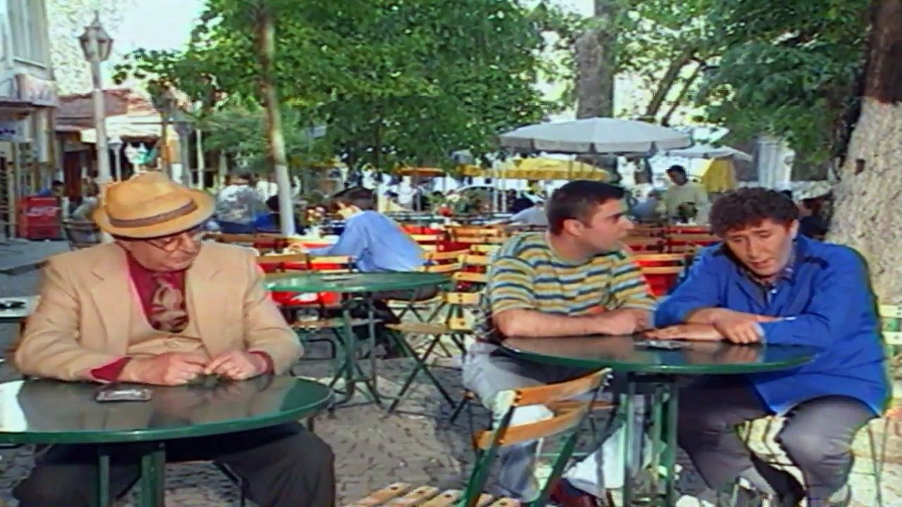 Bizim Mahalle - 02. Bölüm
