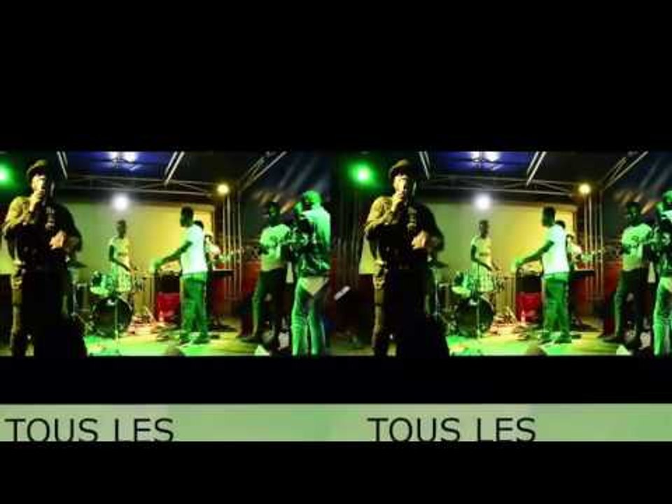 100% COUPE DÉCALÉ LIVE : WAKANER 1ER DISTRIBUE DES TENUES
