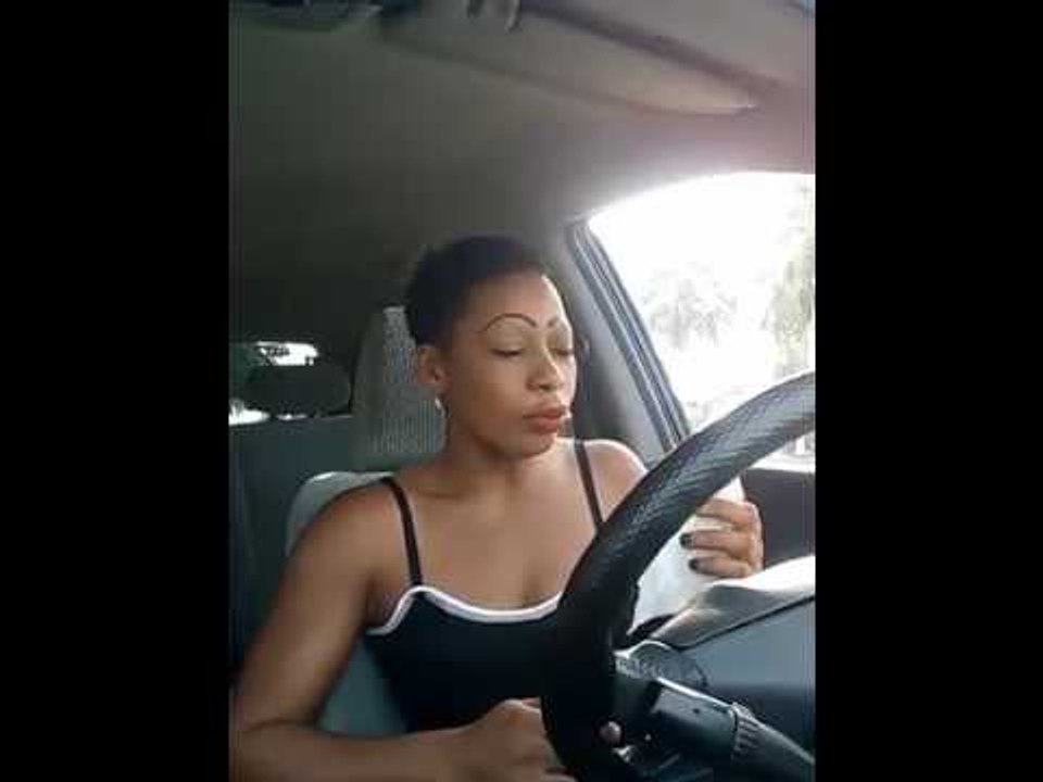 LOLO BEAUTÉ TRÈS EN COLÈRE :L'HOMME NOIR EST MÉCHANT... ''YA DES PARENTS BÂTARDS''