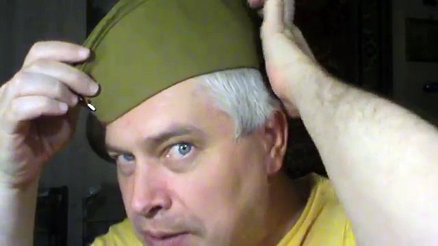 Новое видео про мужика в пилотке, мужик говорит про пилотку на голове