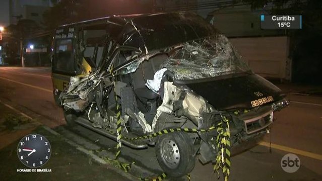 Homem é preso após roubar van escolar em que estavam duas crianças