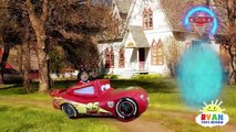 DISNEY CARS 3 MOVIE Premiere and Giant Lightning McQueen Jackson Storm Cruz Ramirez in Disneyland-LtytDjnK-Cw