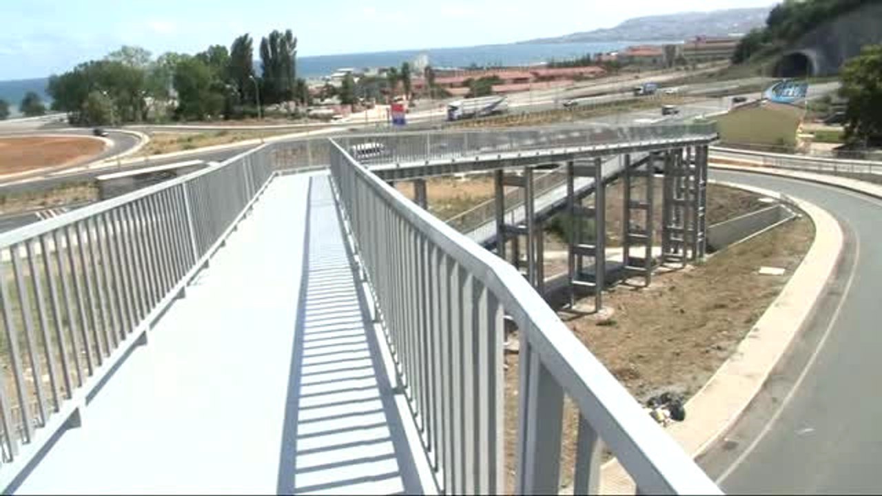 Yok Böyle Bir Üst Geçit