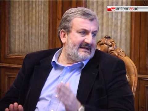 TG 25.01.12 Bari calcio, Emiliano: Stanco degli attacchi dei tifosi.