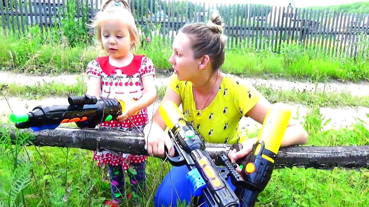 Bad Baby Sitter Minnie Bike Race Victoria Annabelle Playground Babies Toy Freaks-agbH-azTh0E