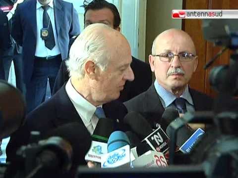 TG 17.03.12 Marò pugliesi, De Mistura a Bari rassicura le famiglie Latorre e Girone