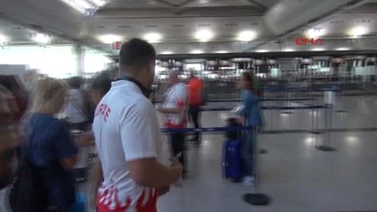 Greko-Romen Milli Takımı Paris'e Gitti