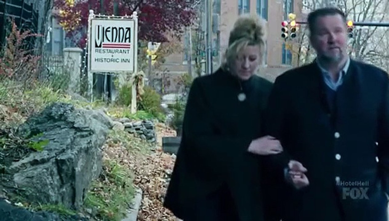 Hotel Hell S03E02
