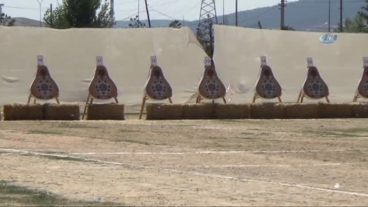 Kütahya Geleneksel Germiyan Türk Oyunları Festivali Başladı