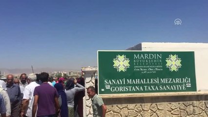 Sakarya'da Hayatını Kaybeden Fındık İşçilerinin Cenazeleri Defnedildi (5)