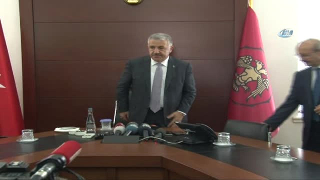 Ulaştırma Bakanı Arslan: "Bu Ülke Dünyadaki Mazlumlar ve Mağdurlar İçin de Büyümek Zorunda"