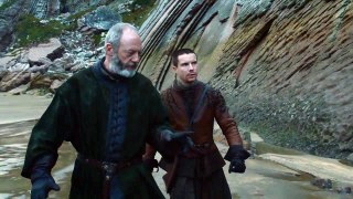 Game of Thrones 7x05 - Jon Snow leaves Dragonstone