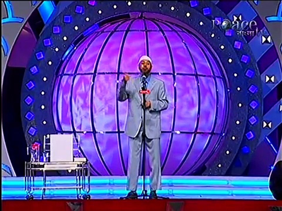 ডা  জাকির নায়েকের লেকচার শুনে যেভাবে দলে দলে মুসলিম হচ্ছেন অমুসলিম নারীরা