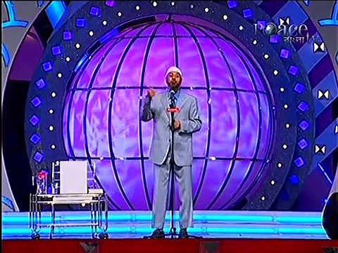 ডা জাকির নায়েকের লেকচার শুনে যেভাবে দলে দলে মুসলিম হচ্ছেন অমুসলিম নারীরা