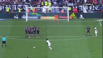 But sur coup-franc de Bertrand Traoré - Lyon VS Bordeaux 3-1 (19 août 2017)