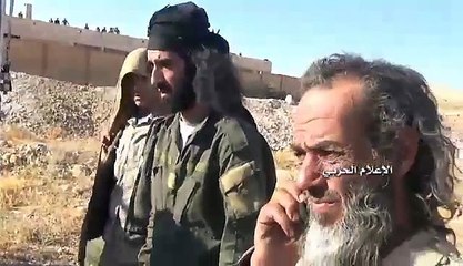 نصحوا البقية بالاستسلام..مسلحو داعش يسلمون أنفسهم في ...