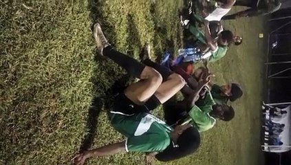 Prise de parole du coach à la mi-temps du match d'entrainement AJSF-Evolucas (18.08)