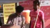 Karachi Garmi FunnyTezabi Totay 2017 کراچی کی گرمی کا حل نکل آیا