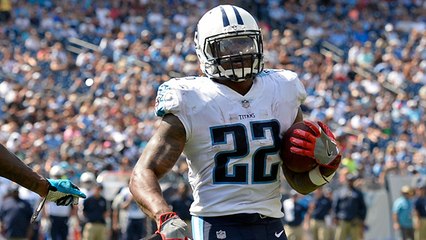 Derrick Henry strolls untouched into the end zone on 4th and goal