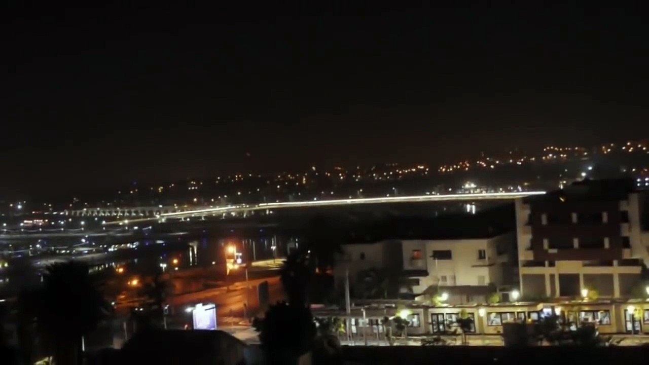 Aliens On Moon And Earth Captured & Filmed!! Real Alien Videos