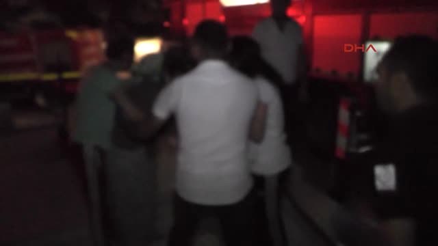 Konya Apartmanda Yangın Çıktı, Dumandan Etkilenen 20 Kişi Hastanelere Kaldırıldı