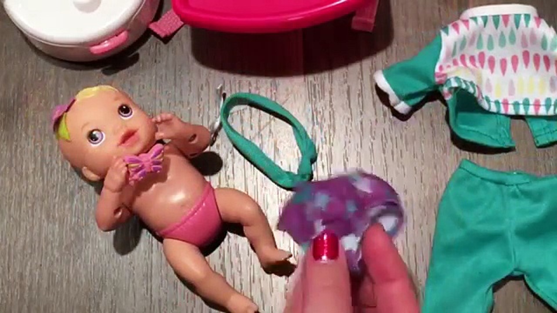 baby alive kicks and cuddles