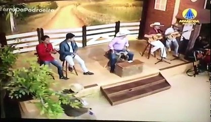 Luiz e Frank Viola pout pourri de pagodes. Programa Terra da Padroeira na TV Aparecida