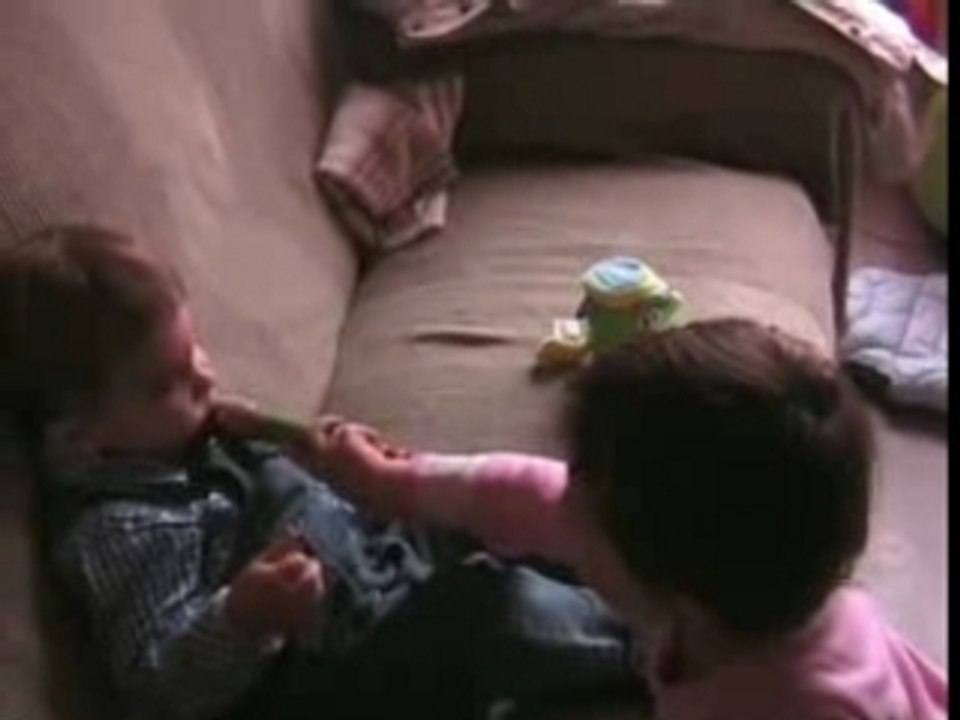 Clara 2 Ans