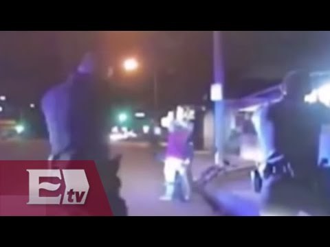 VIDEO: Policías disparan a inmigrante mexicano en Estados Unidos / Titulares de la Noche