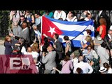 Bandera de Cuba ya ondea en su embajada en Estados Unidos / Entre mujeres