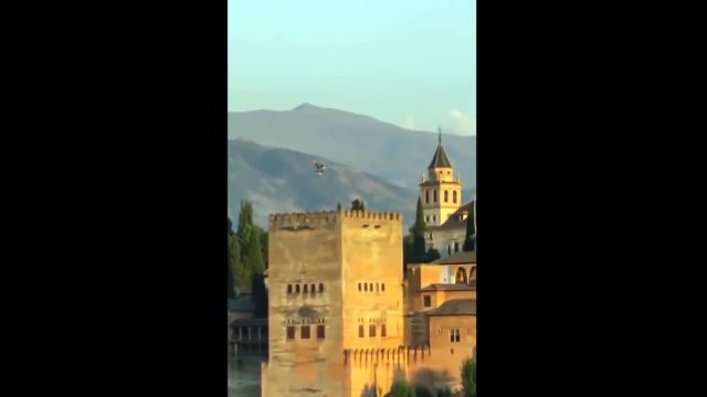 SCARY! Unseen Alien UFO Abduction Caught On Tape!! UFOs 2017