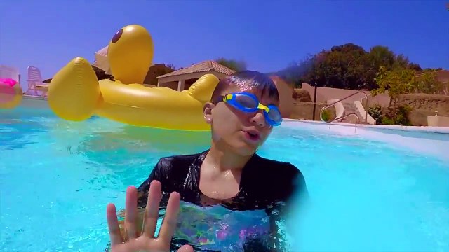 CAP OU PAS CAP PISCINE - Néo The One