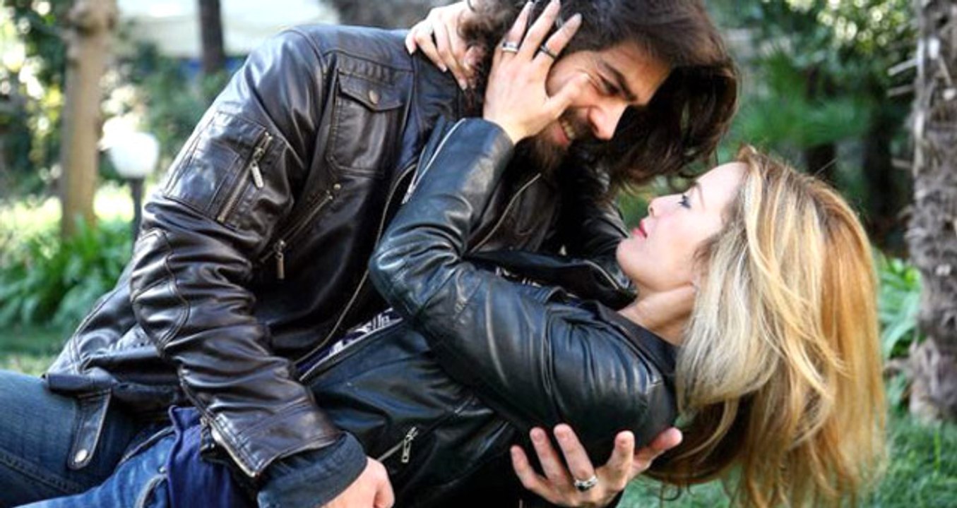 Yeniden Barışan Gamze Özçelik ve Uğur Pektaş Çifti, Aralıkta 2. Kez Evlenecek